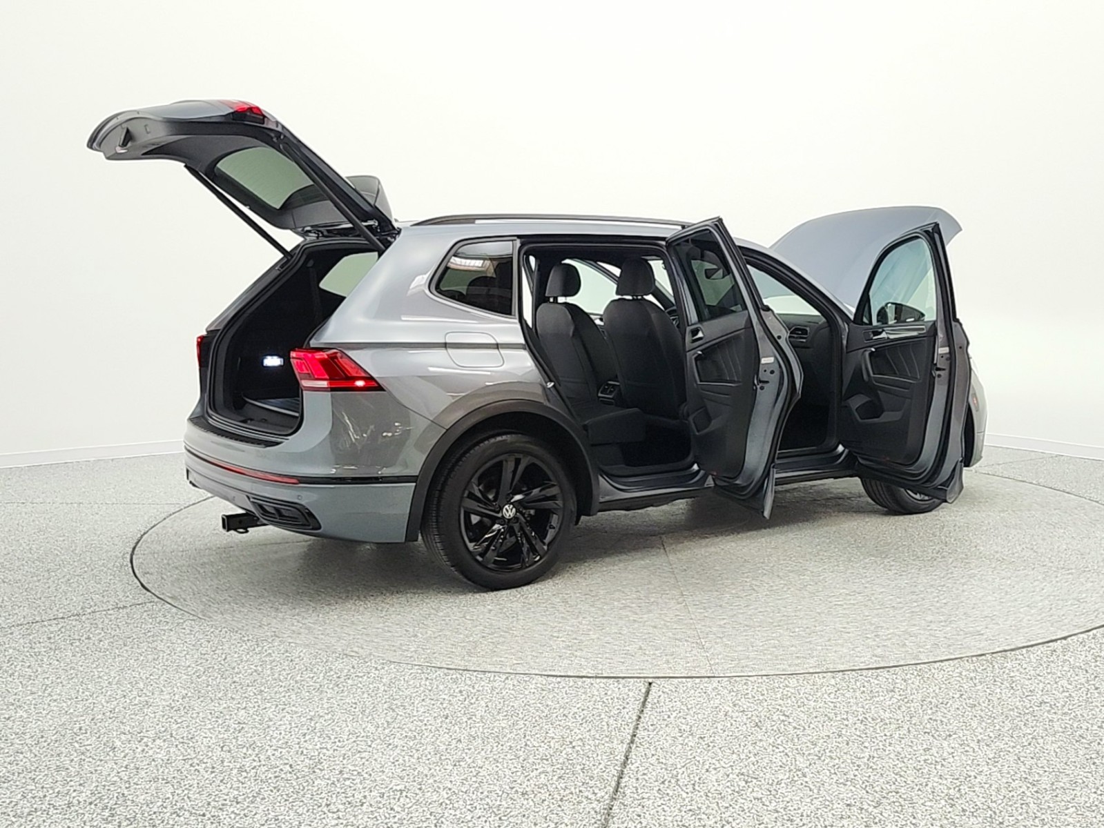 Used 2024 Platinum Gray Metallic Volkswagen 2.0T SE R-Line Black FWD image 11