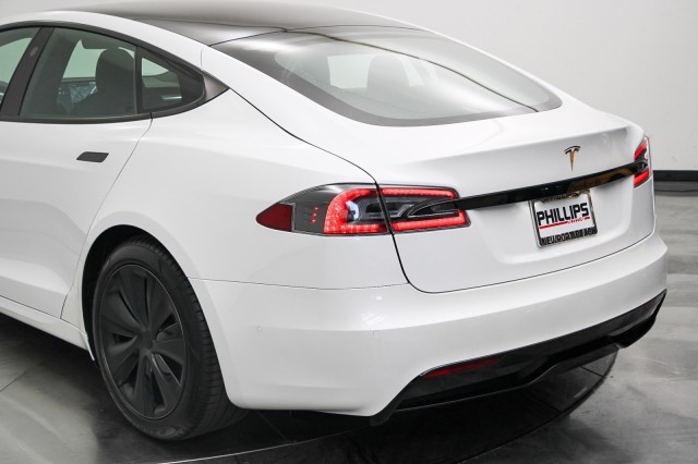 2021 Tesla Model S Long Range 10