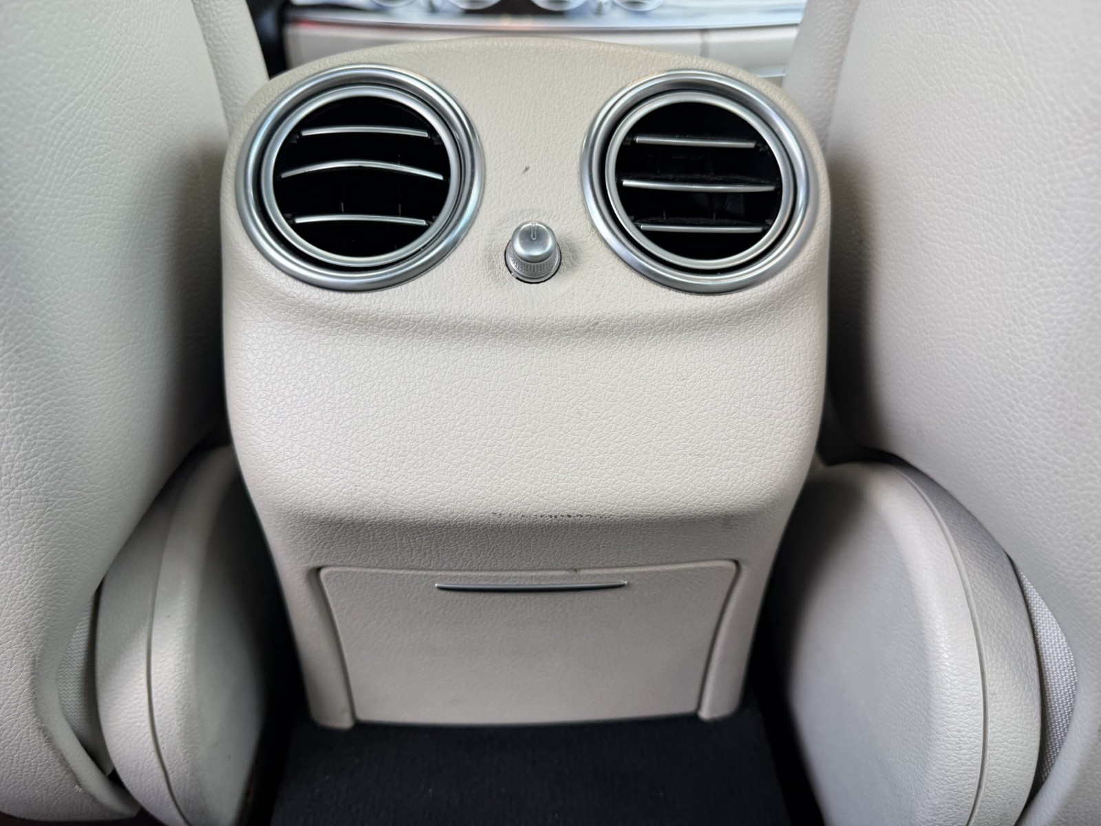 2019 Mercedes-Benz E-Class - $17,477