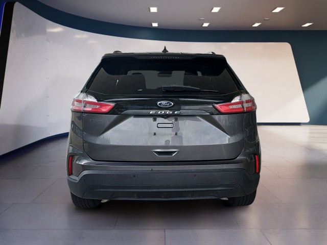 2021 Ford Edge SE 4