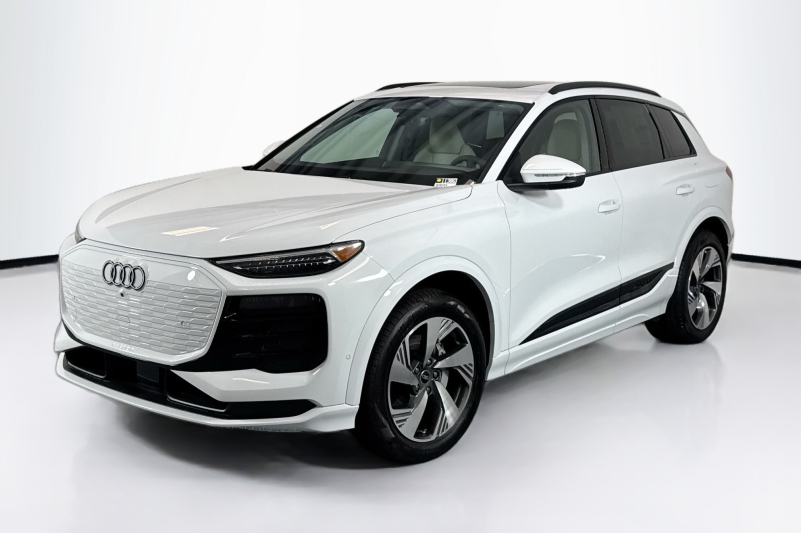 2025 Audi Q6 e-tron Premium Plus quattro