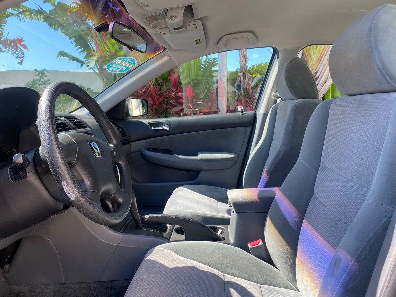 2004 Honda Accord Sdn LX LOW MILES 68,079 in , 