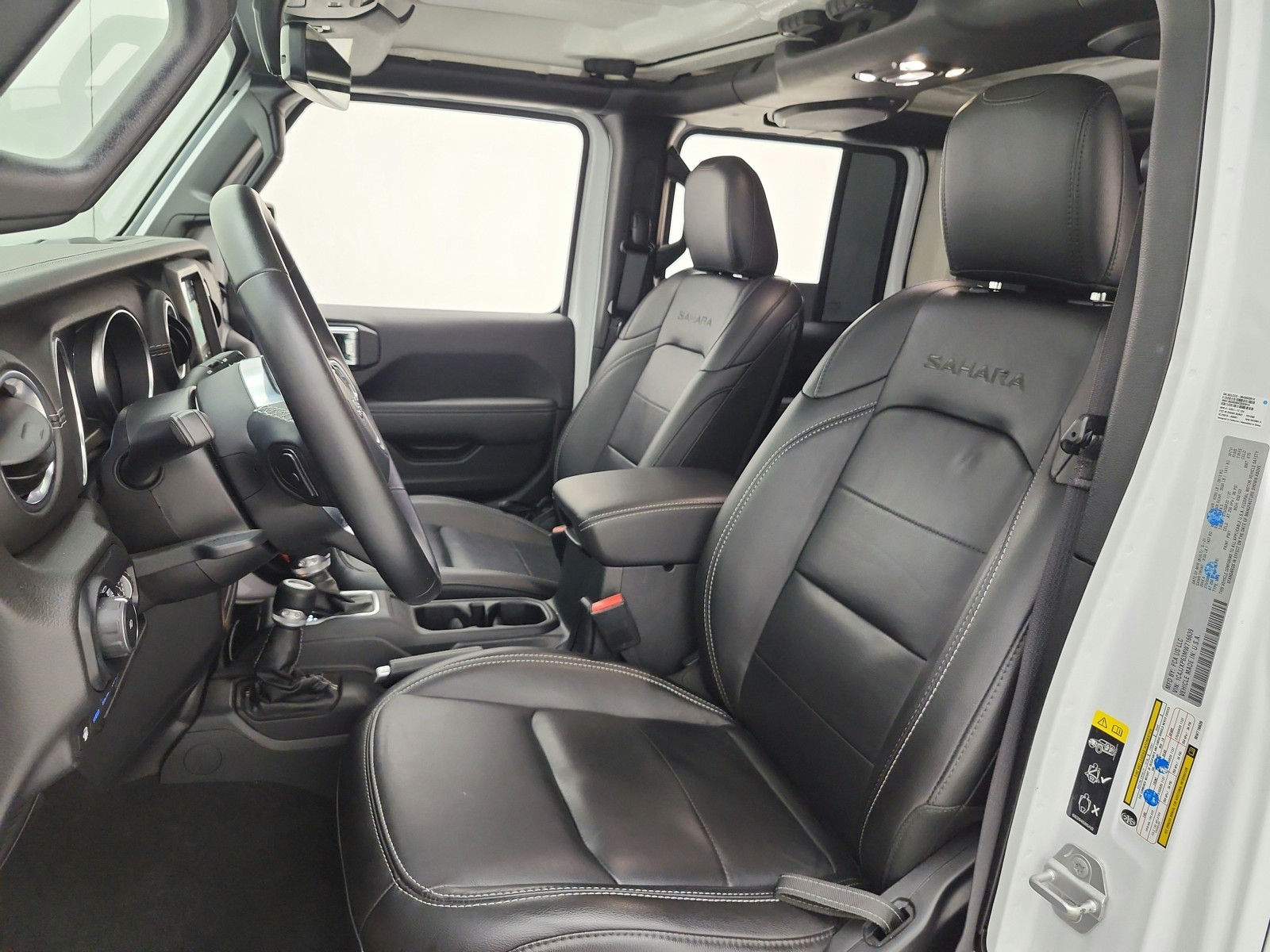 Used 2021 Bright White Clearcoat Jeep Unlimited Sahara 4x4 image 15
