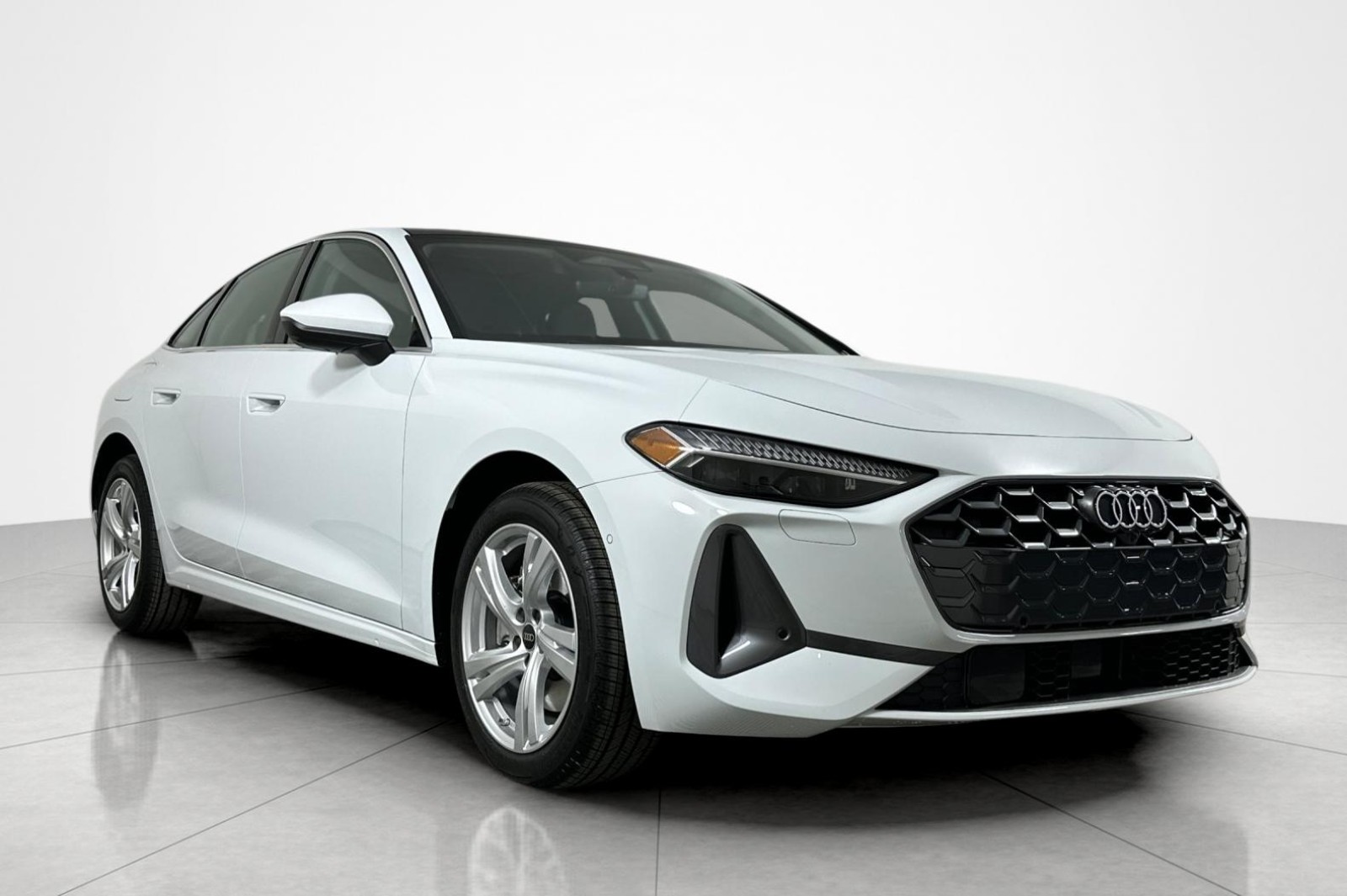 New 2025 Glacier White Metallic Audi Premium Plus 2.0 TFSI quattro image 2