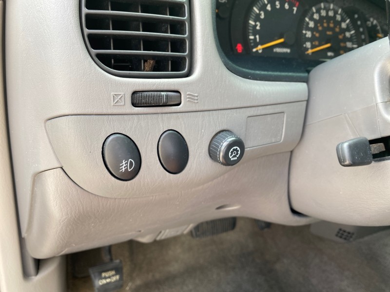 2002 Toyota Tundra SR5 LOW MILES 94,632 1 OWNER in , 