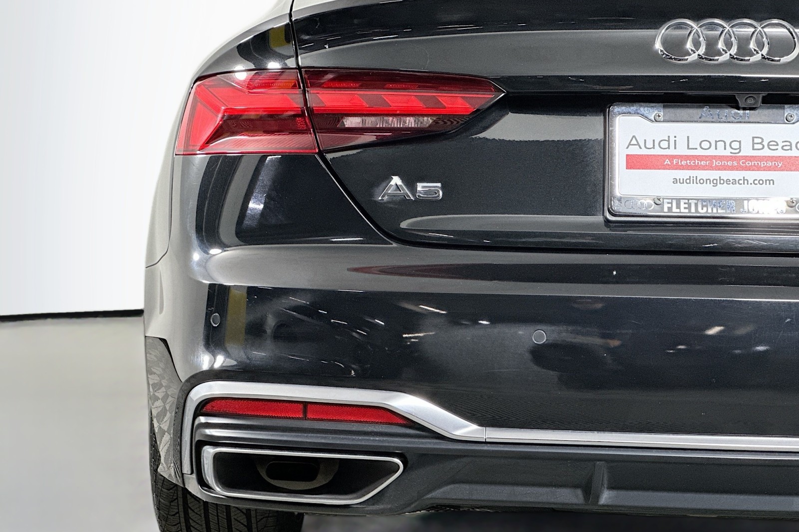 Used 2023 Mythos Black Metallic Audi S line Premium image 17