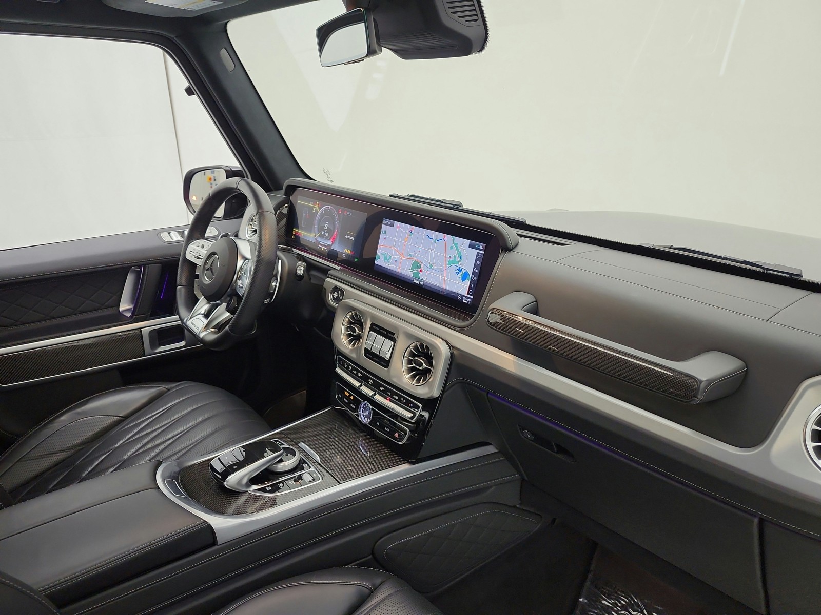 Certified Used 2022 MANUFAKTUR Graphite Metallic Mercedes-Benz AMG® G 63 4MATIC SUV image 19