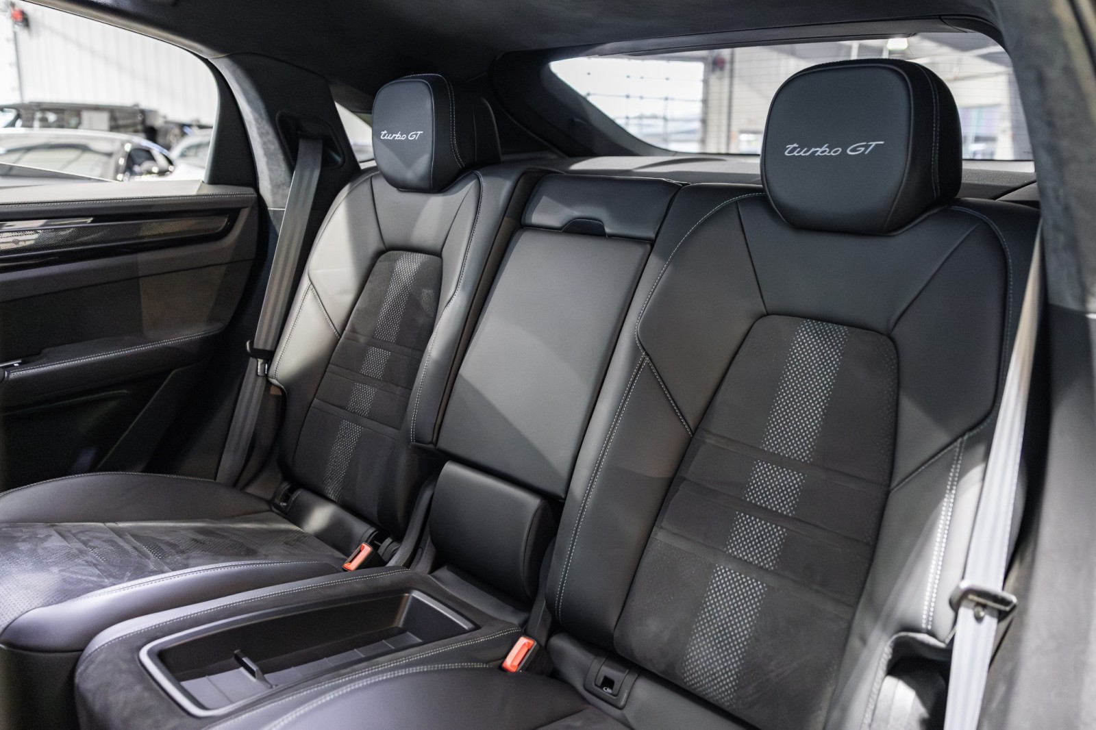 Used Car 2022 Porsche Cayenne  Turbo Gt For Sale Under $140,000 In Boerne, Texas