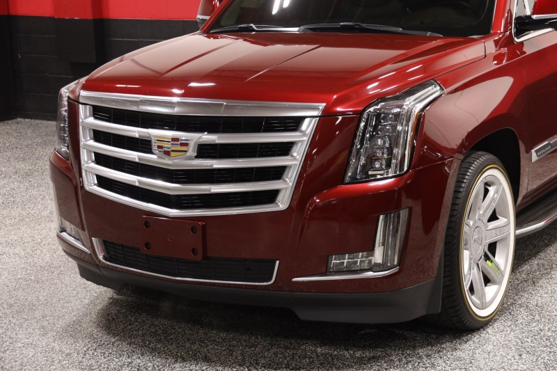 2016 Cadillac Escalade Luxury Collection 4dr Suv in , 