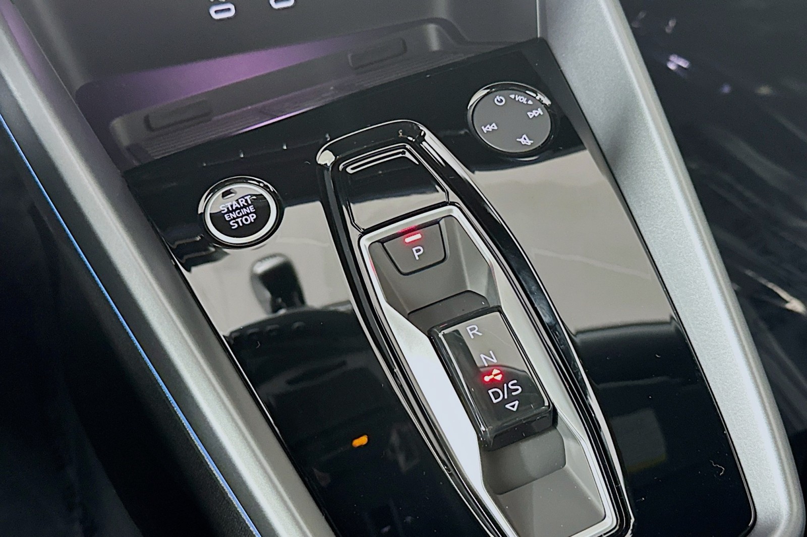 New 2026 Manhattan Gray Metallic Audi Premium Plus image 7