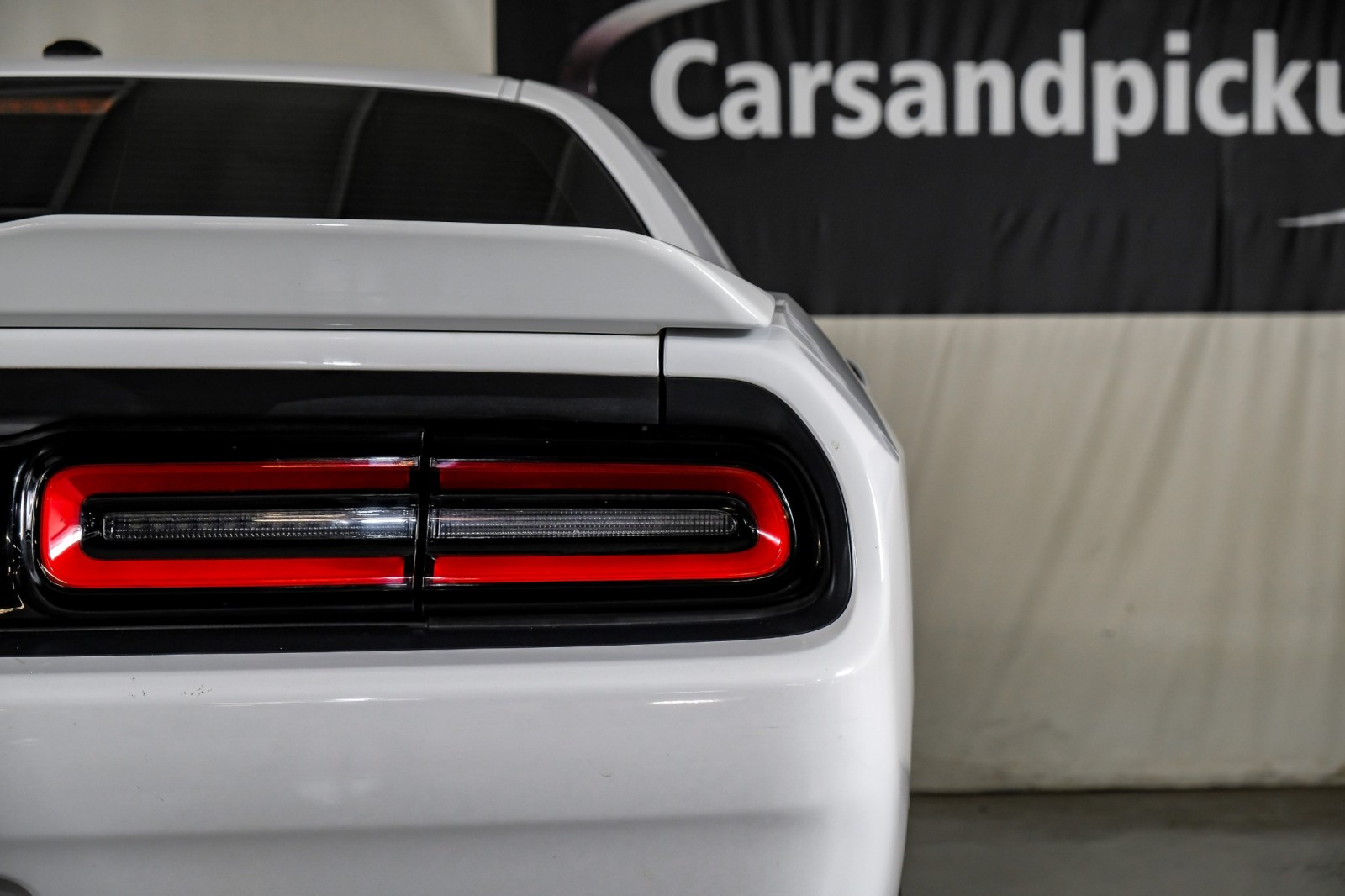 2019 Dodge Challenger SXT 35