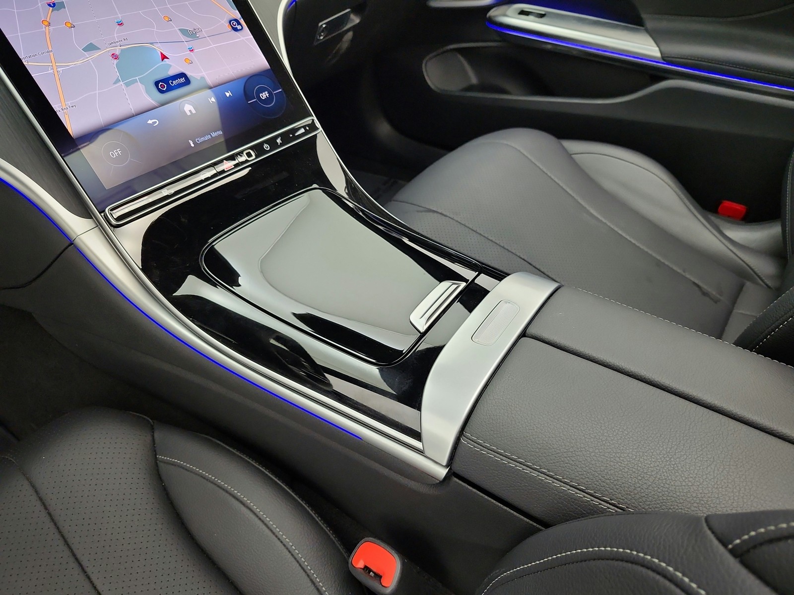 Certified Used 2024 Polar White Mercedes-Benz CLE 450 4MATIC® Coupe image 16