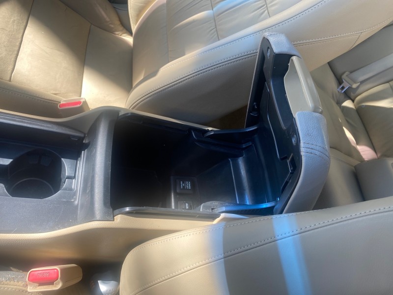 2010 Honda Accord Sdn EX-L LOW MILES 68,167 in , 