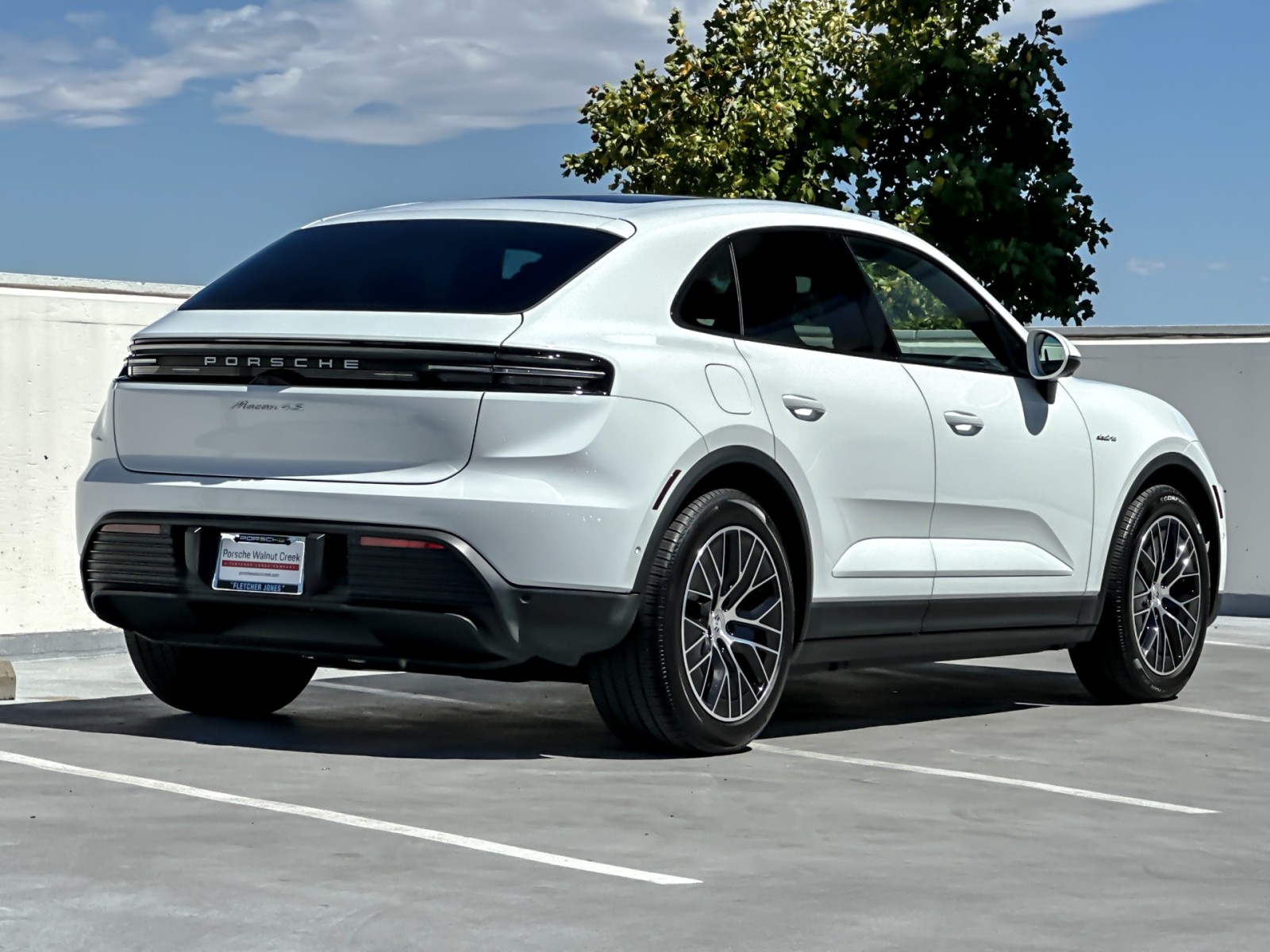 Used 2025 White Porsche Electric 4S image 8