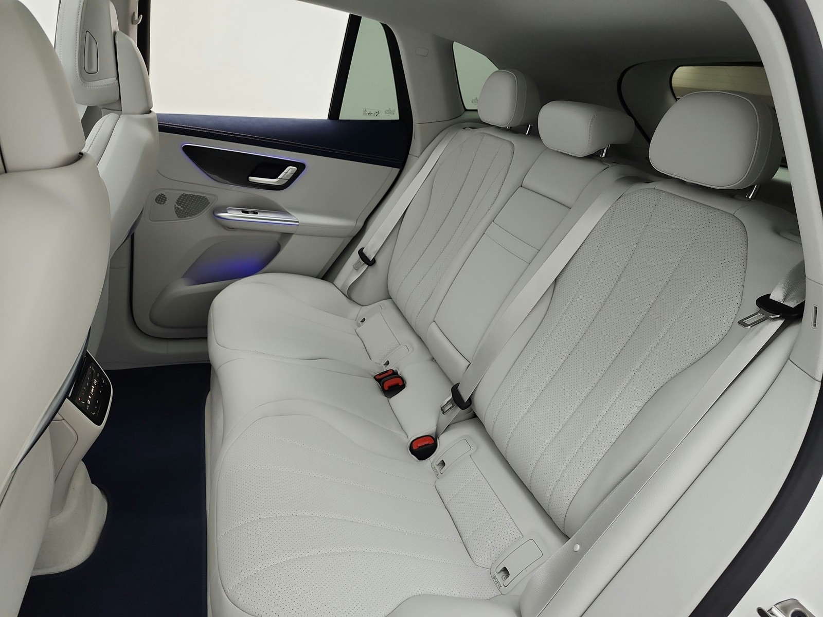 New 2027 Polar White Mercedes-Benz EQE 320+ SUV image 11