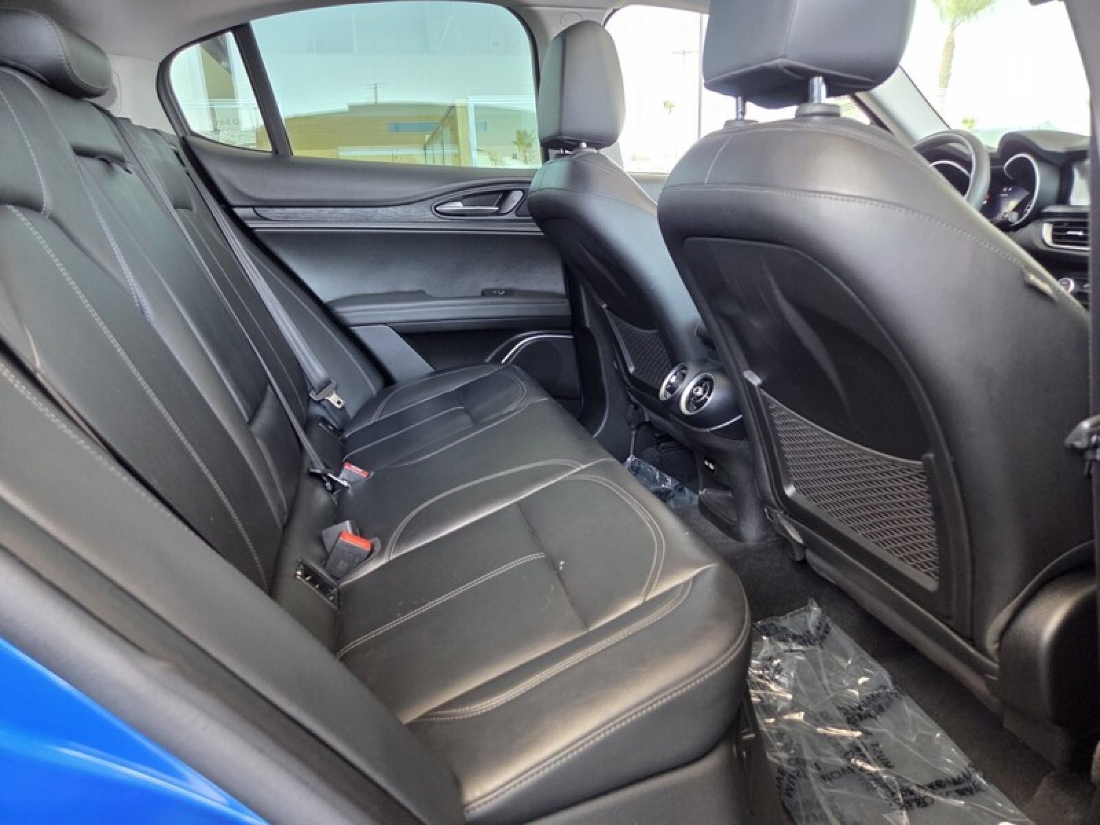 Used 2019 BLUE Alfa Romeo  image 19