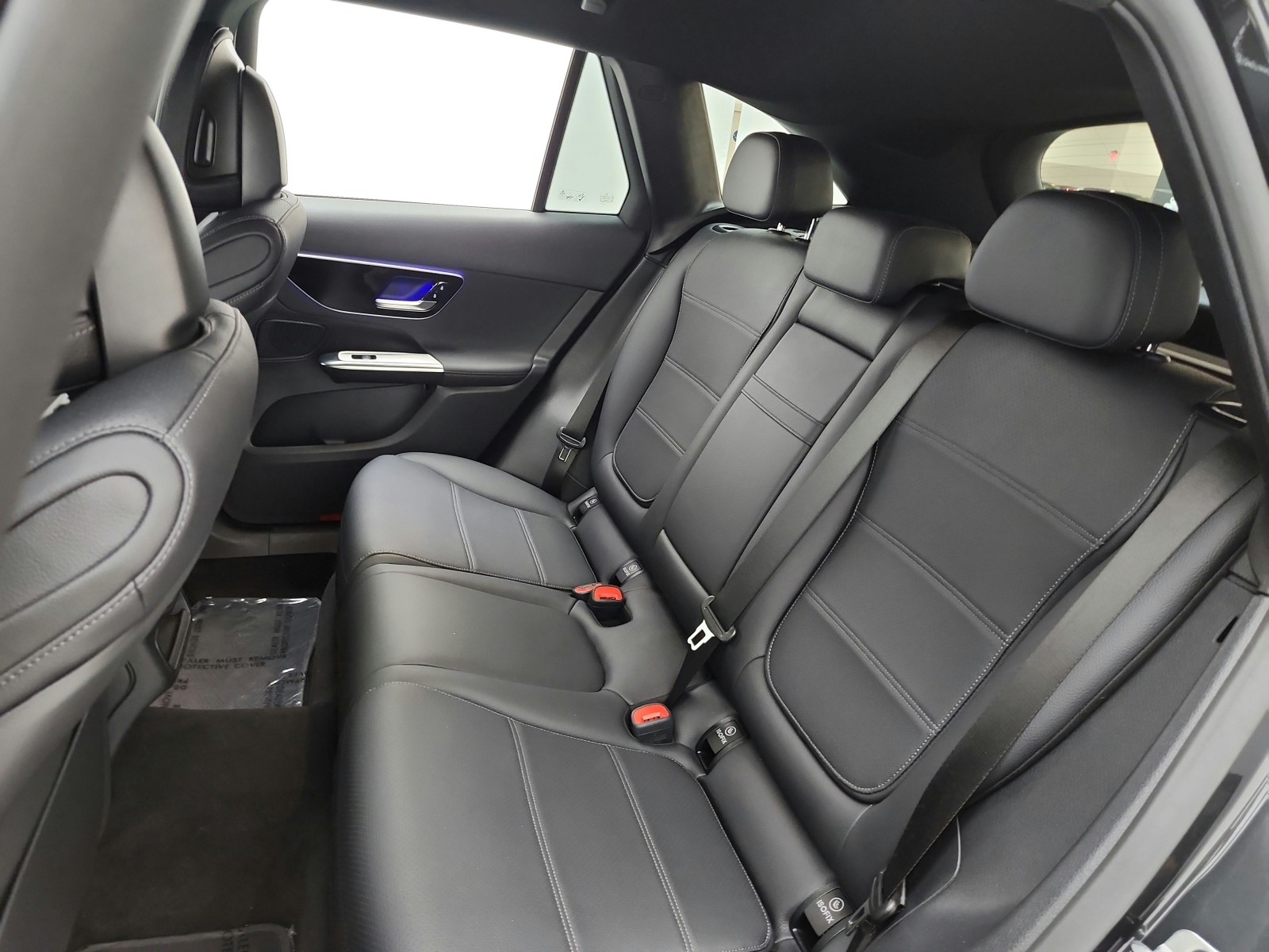 Certified Used 2026 Graphite Grey Metallic Mercedes-Benz GLC 300 SUV image 15