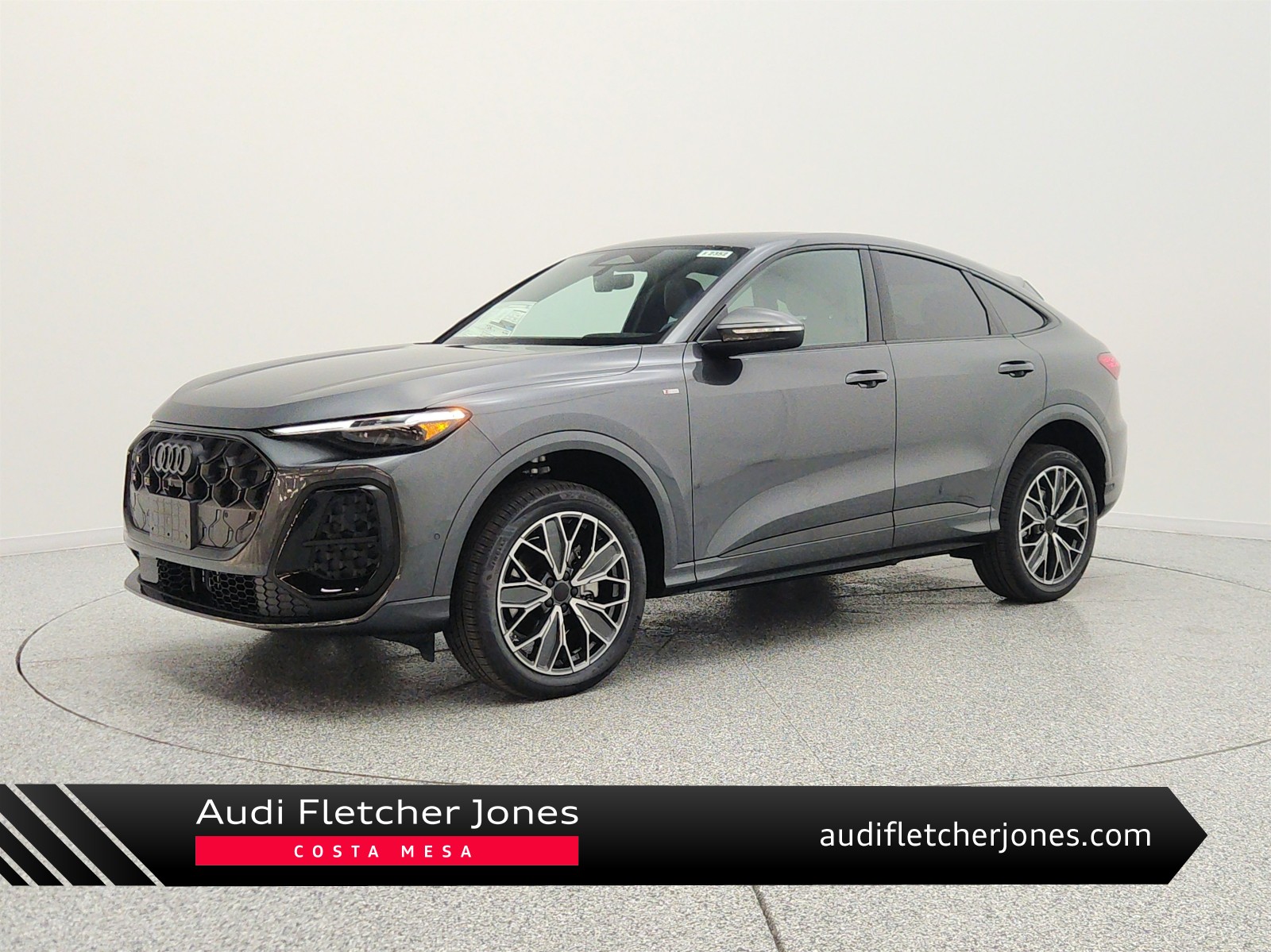 Daytona Gray Metallic 2026 Audi Q5 Sportback Sedan All-Wheel Drive Automatic