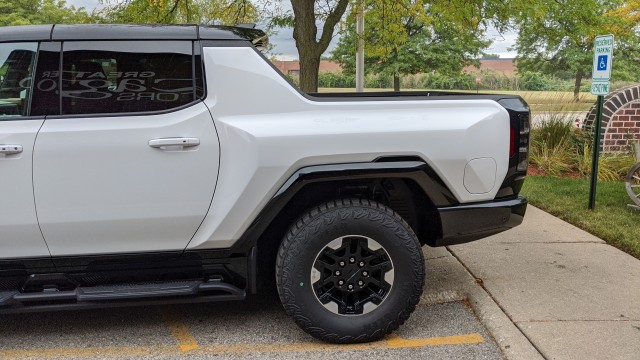 2023 GMC HUMMER EV Pickup 3X 6