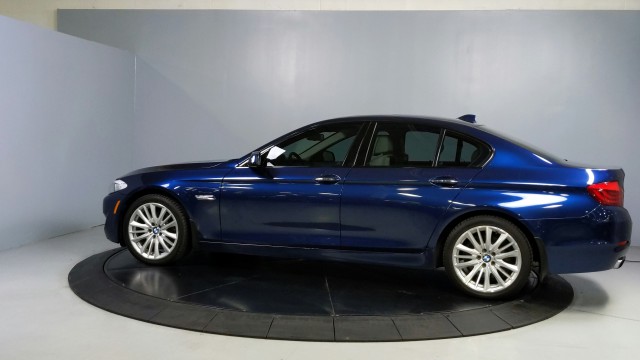 2011 BMW 5 Series 550i 4