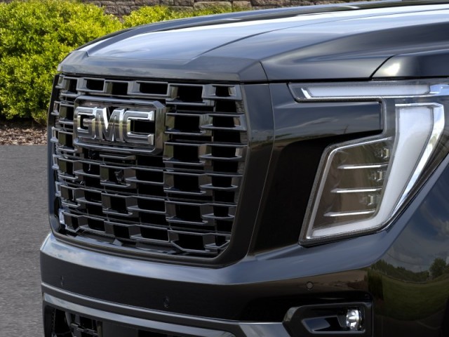GMCYukon XL13