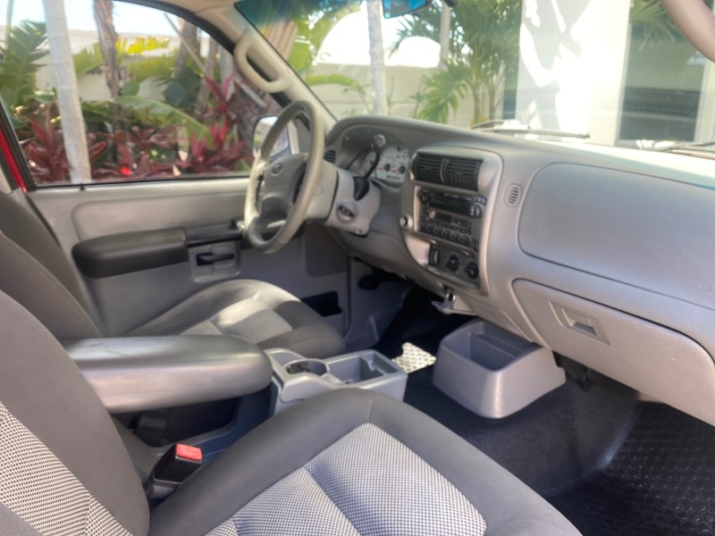 2003 Ford Explorer Sport Trac XLT LOW MILES 59,213 in , 