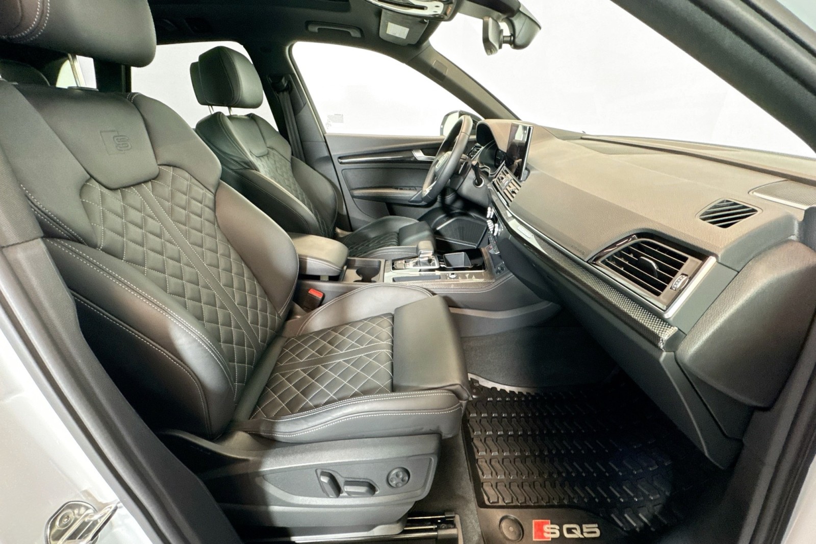 Used 2025 Glacier White Metallic Audi Prestige image 28