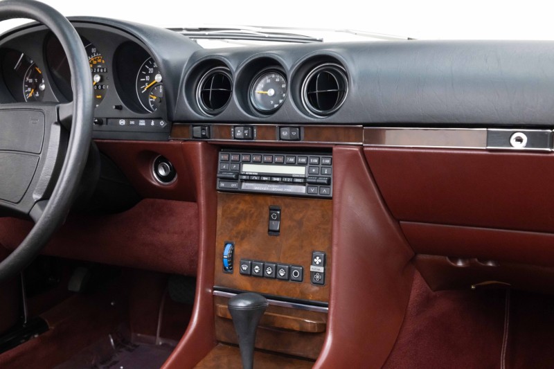 1989 Mercedes-Benz 560-Series 560 SL in ,