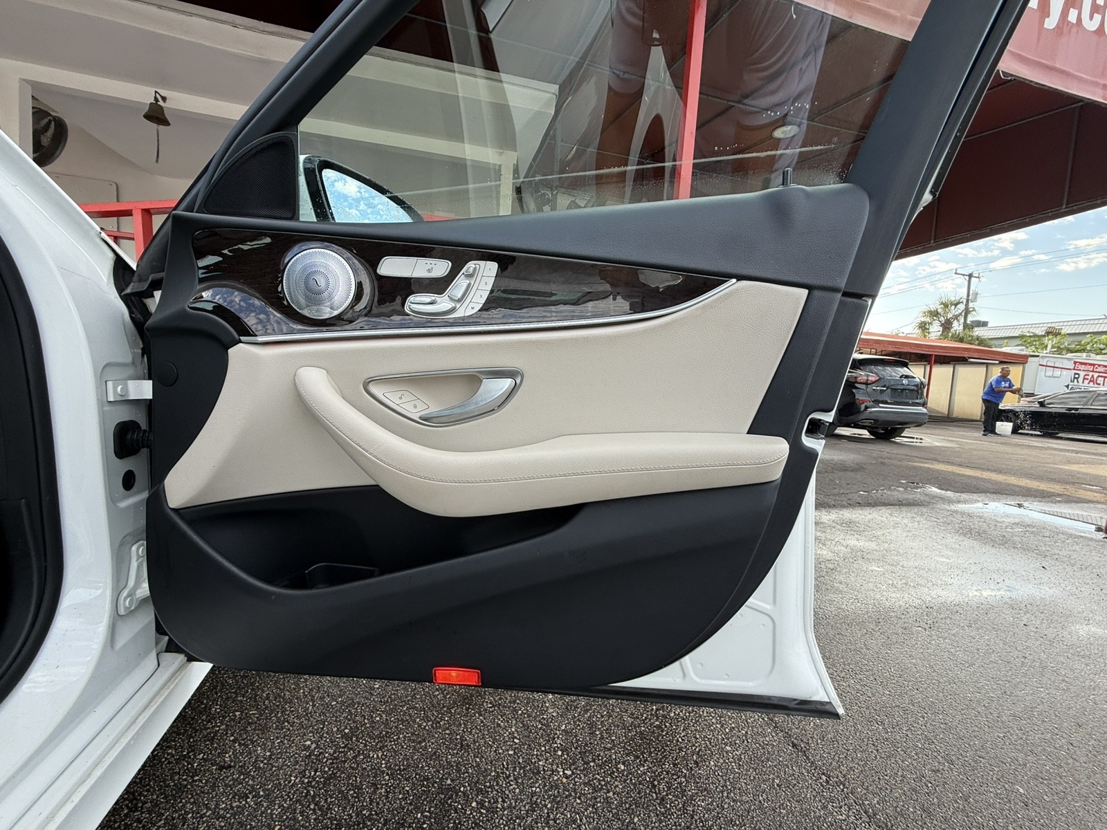 2019 Mercedes-Benz E-Class - $17,477