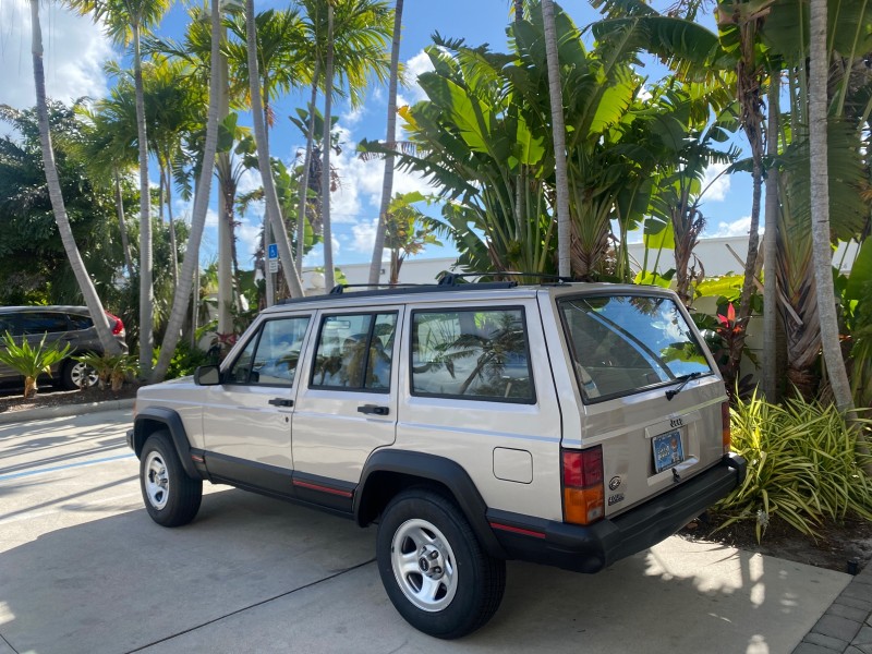 1996 Jeep Cherokee Sport FL LOW MILES 77,388 4WD 4.0 6 CYL in , 
