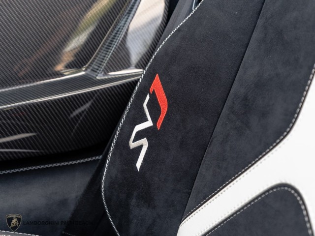 Lamborghini Aventador SVJ