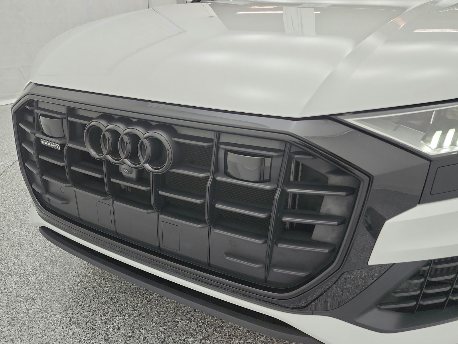 Used 2023 Carrara White Audi Premium 55 TFSI quattro image 18