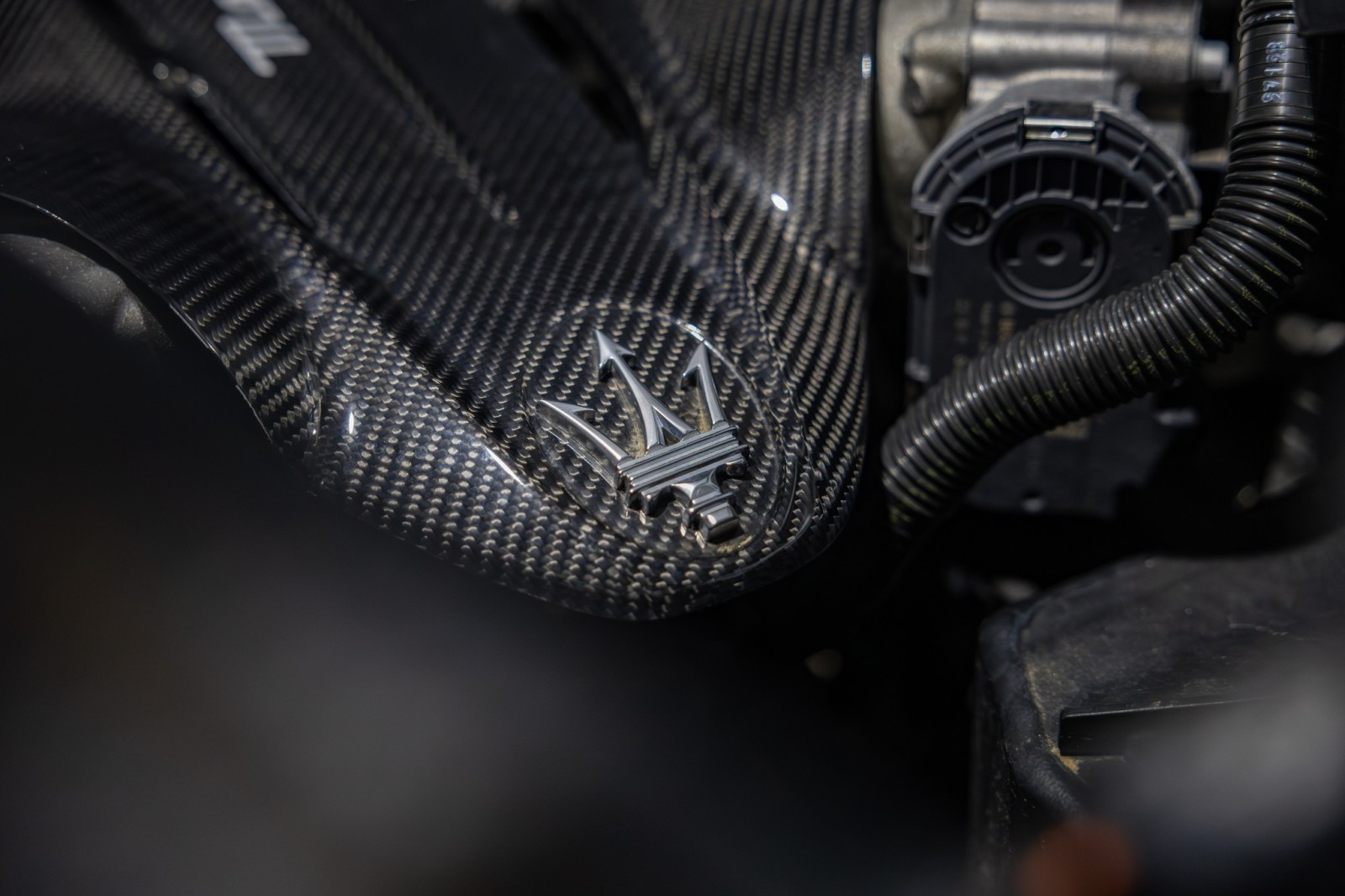 Used Car 2023 Maserati Mc20  - $286,345 Msrp - Carbon Ceramic Brakes - $10k Rosso Vincente Paint - Carbon Fiber Spoiler For Sale Under $200,000 In Boerne, Texas