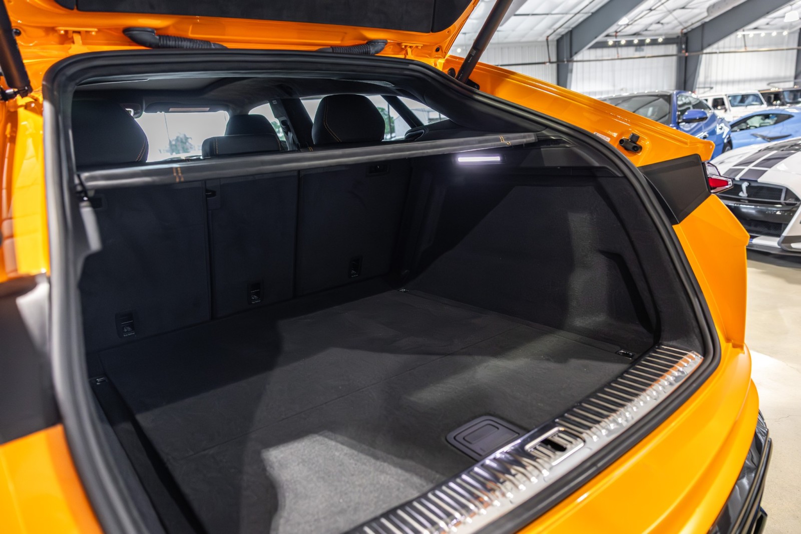 Used Car 2022 Lamborghini Urus - Full Stealth Ppf  For Sale Under $240,000 In Boerne, Texas