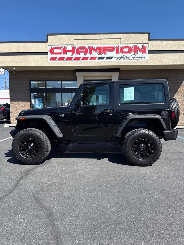 View vehicle photo 2