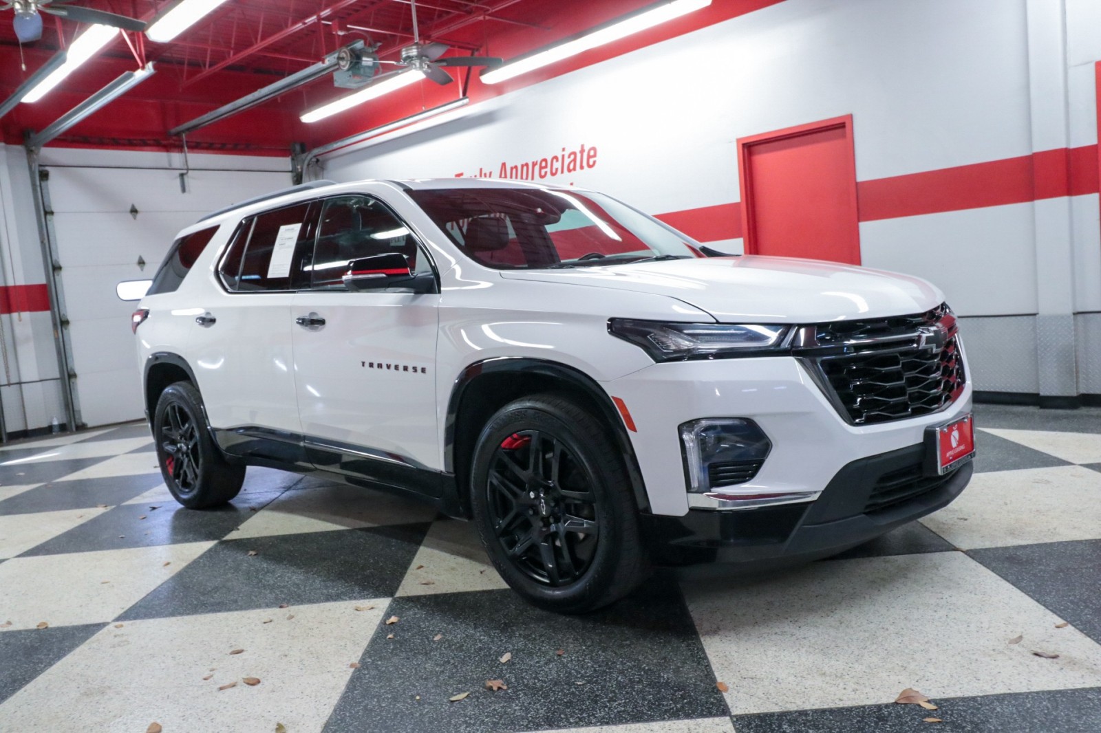 Used Car 2023 Chevrolet Traverse  Premier For Sale Under $30,000 In Austin, Texas