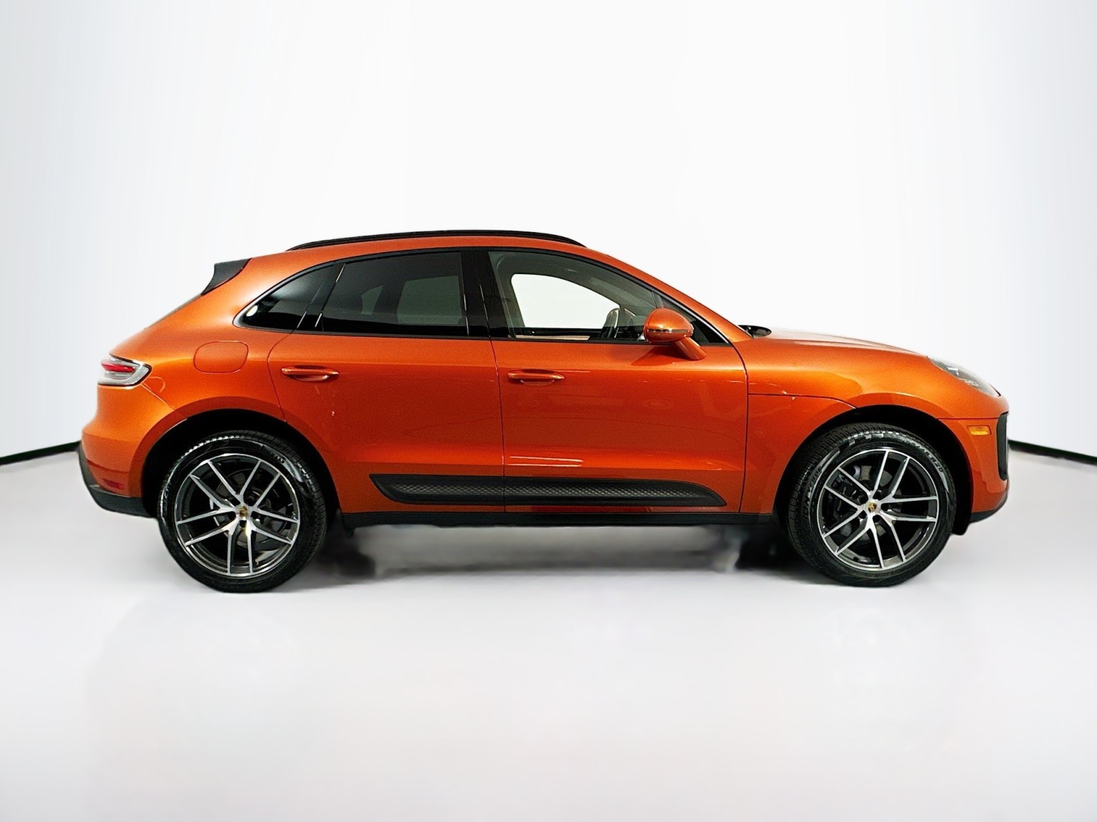 2024 Porsche Macan  4