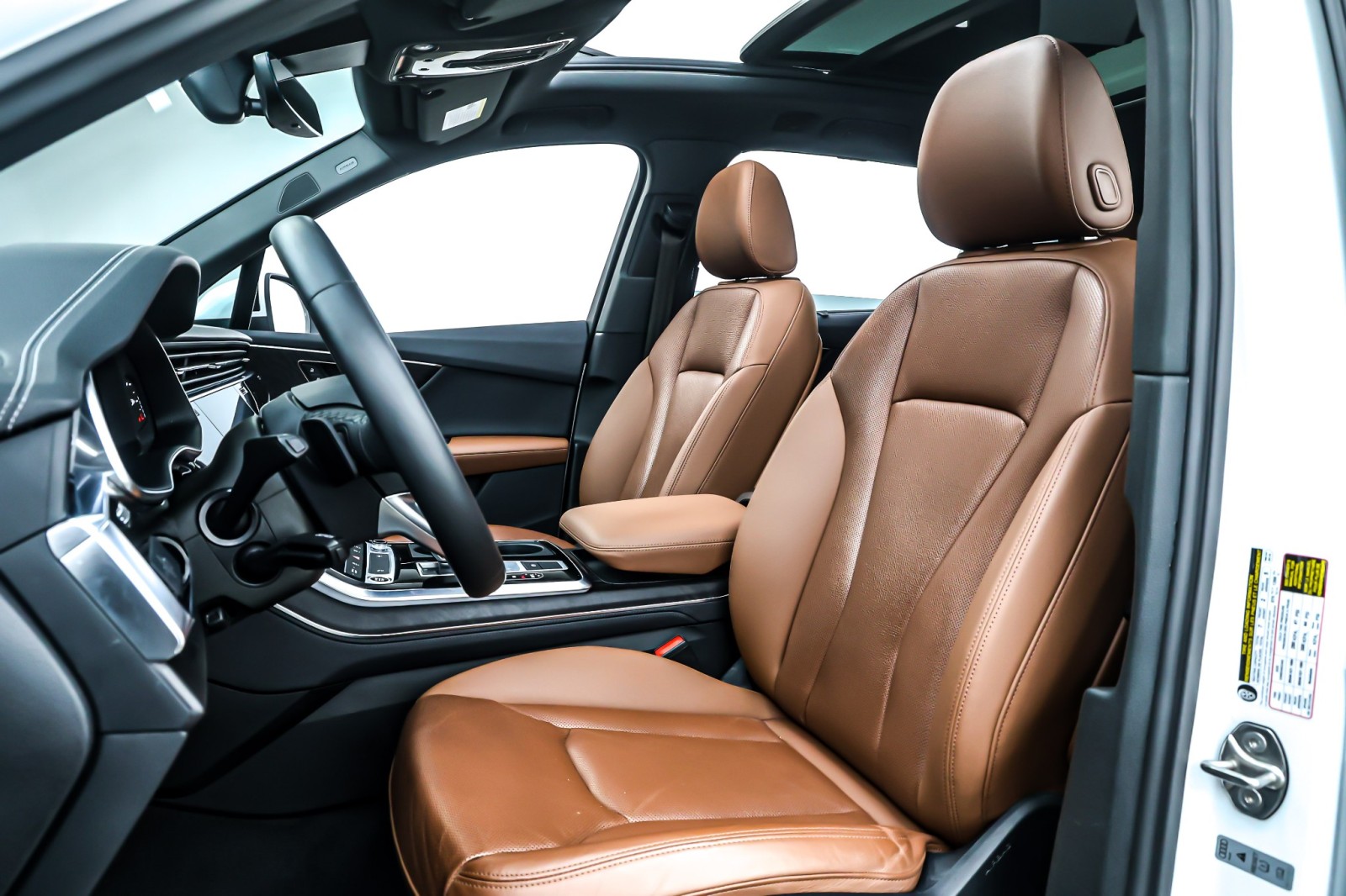 Used 2024 Carrara White Audi Premium Plus 55 TFSI quattro image 18