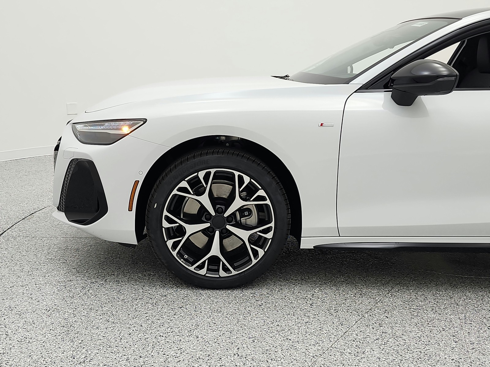 New 2026 Glacier White Metallic Audi Premium Plus quattro image 22