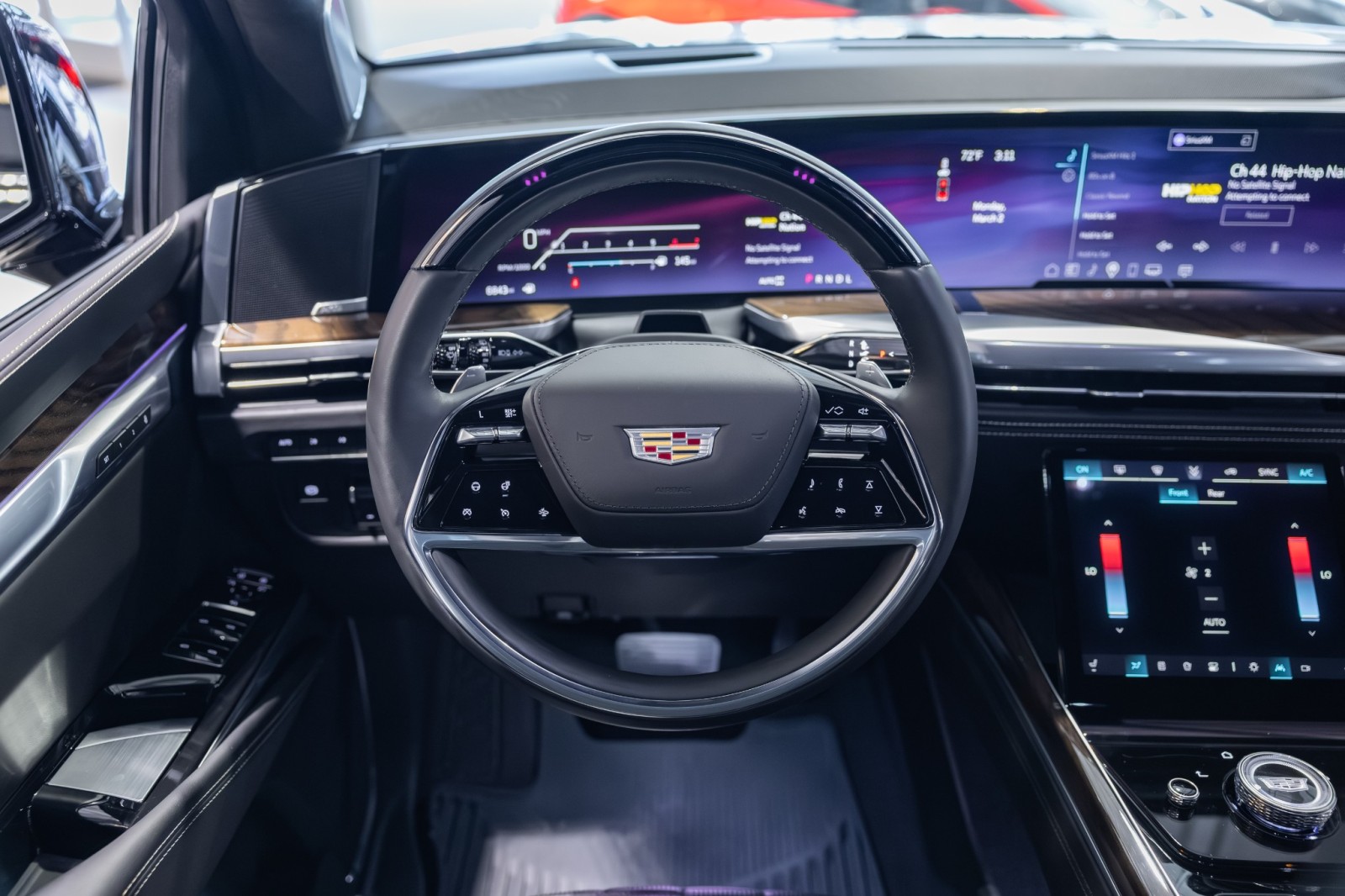 Used Car 2025 Cadillac Escalade  4wd Sport Platinum - Onyx Package For Sale Under $130,000 In Boerne, Texas