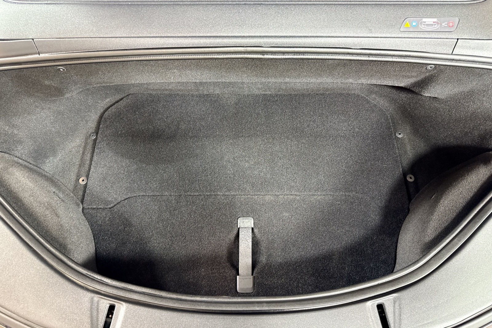 Used 2024 Quantum Grey Metallic Lucid Touring image 29