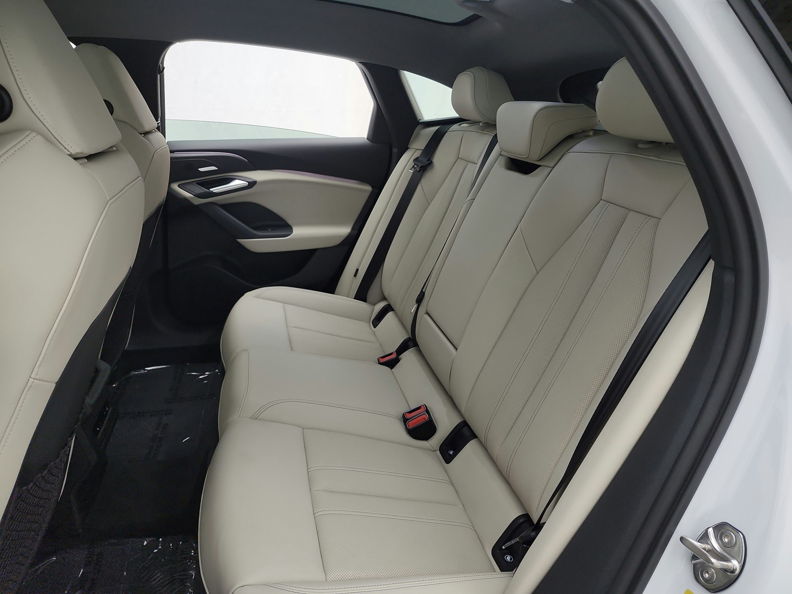 Used 2025 Glacier White Metallic Audi Prestige RWD image 14