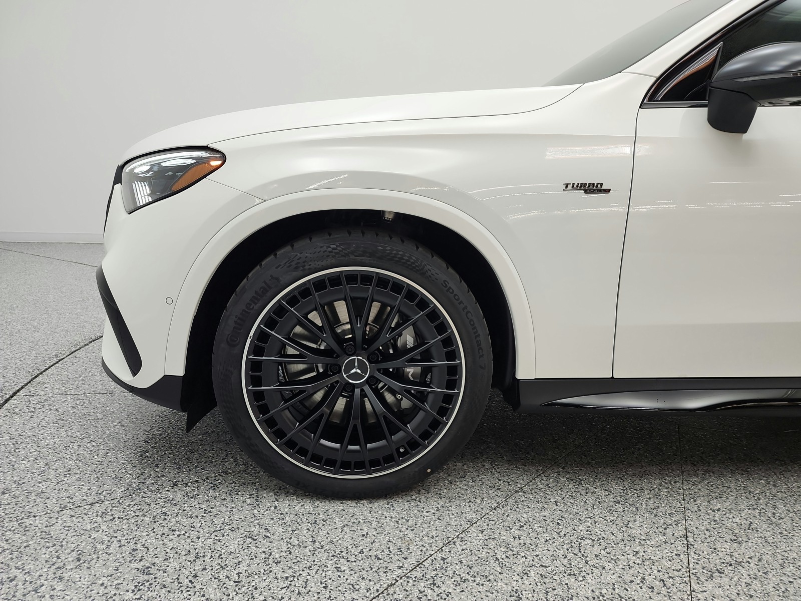New 2027 Polar White Mercedes-Benz AMG® GLC 53 4MATIC+ SUV image 15