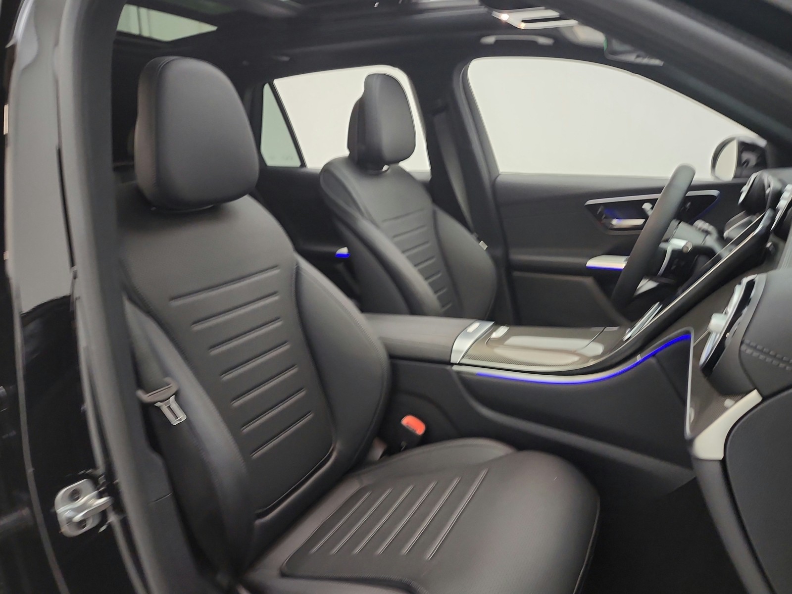 New 2026 Black Mercedes-Benz GLC 350e image 15