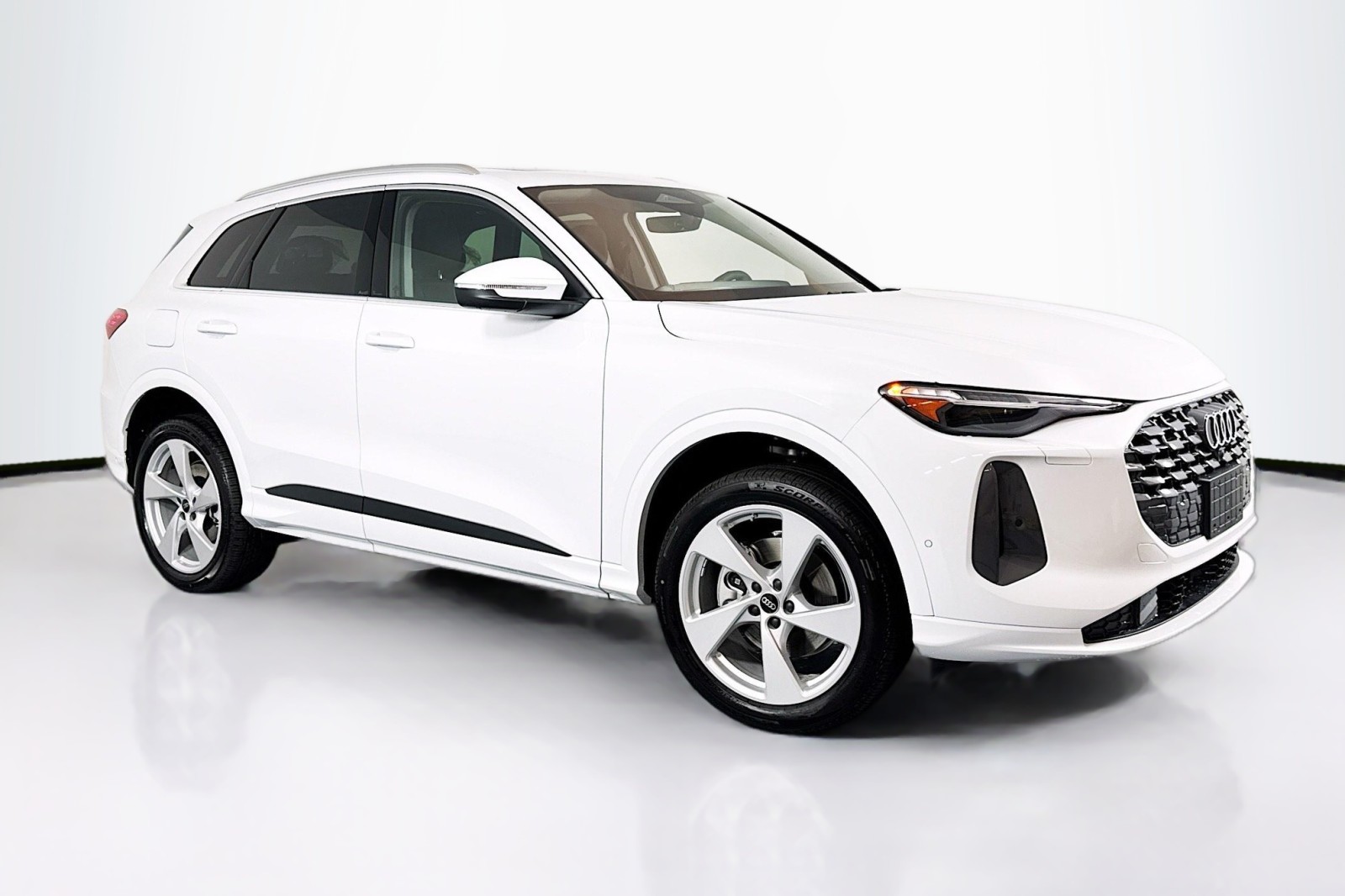 New 2025 Glacier White Metallic Audi Premium Plus 2.0 TFSI quattro image 3