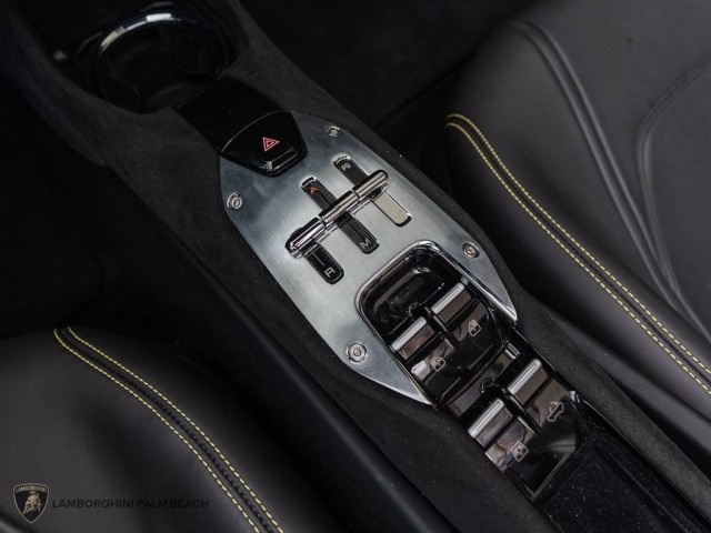 Ferrari 296 GTS