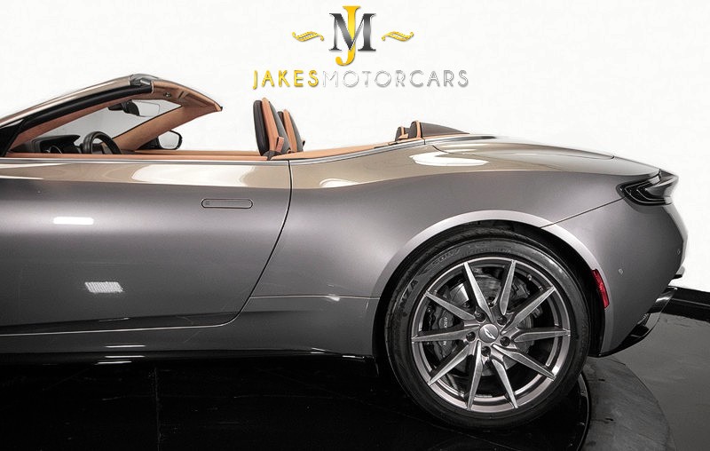 2019 Aston Martin DB11 V8 Volante ($265,051 MSRP!!) *ONLY 7600 MILES* *RARE COLOR* in , 