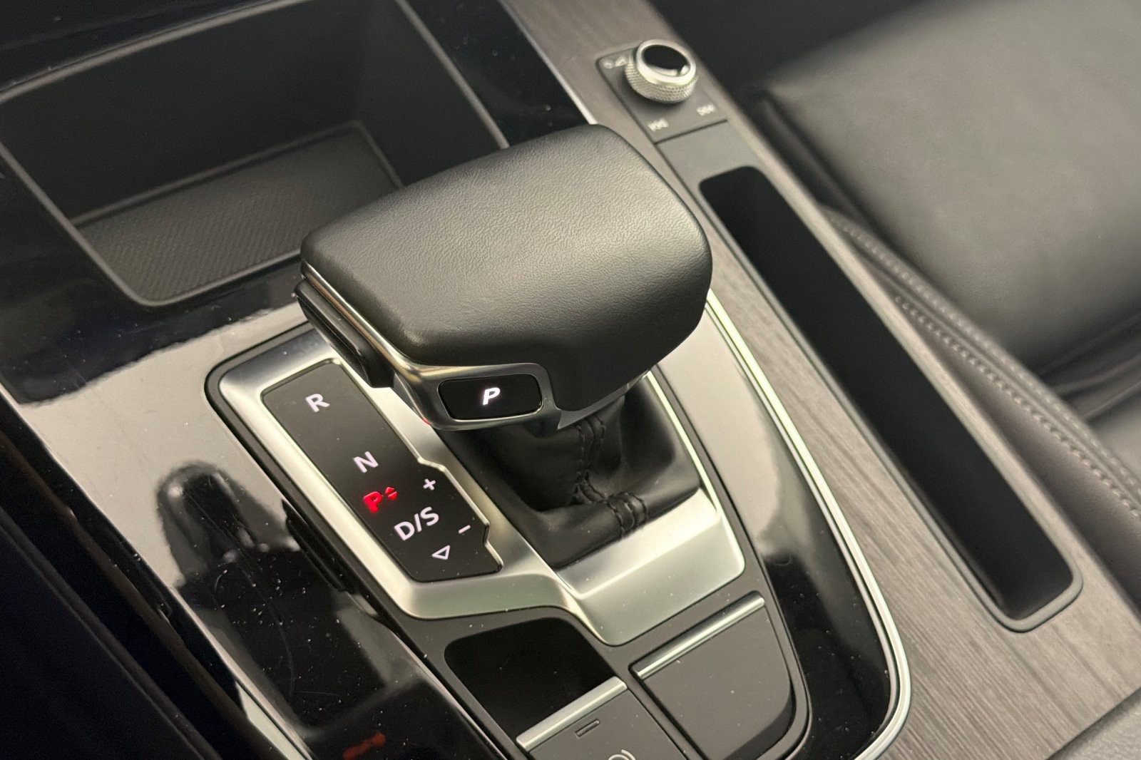 Used 2023 Chronos Gray Metallic Audi S line Premium 55 TFSI e quattro image 20