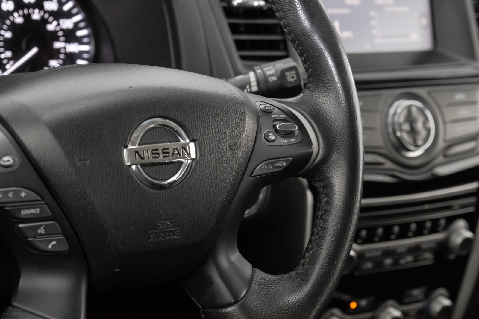 2019 Nissan Pathfinder SV 4WD BLIND SPOT ASSIST THIRD SEAT REAR CAMERA KE 15