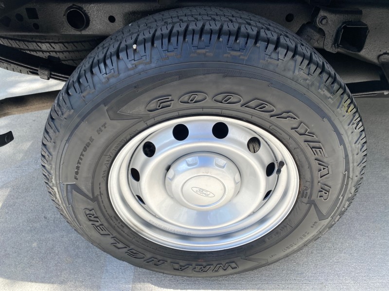 2005 Ford F-150 PU STX LOW MILES 18,931 in , 